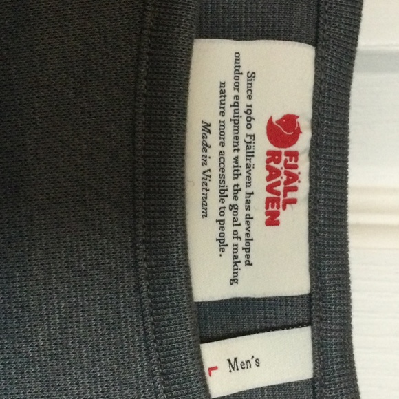 FJALLRAVEN Men’s Sweater - Picture 2 of 5